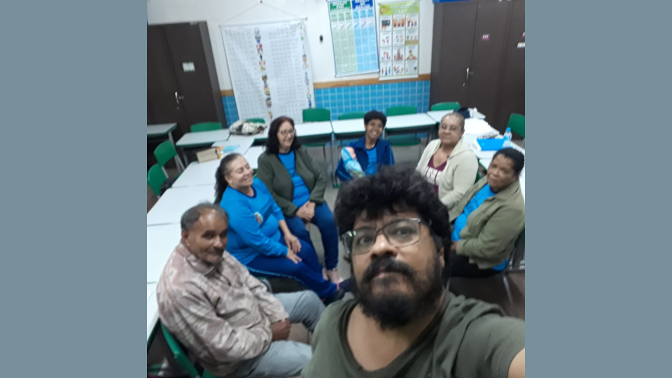 No Paraná, rodas de conversa resgatam voz dos estudantes da EJA e ajudam na alfabetização