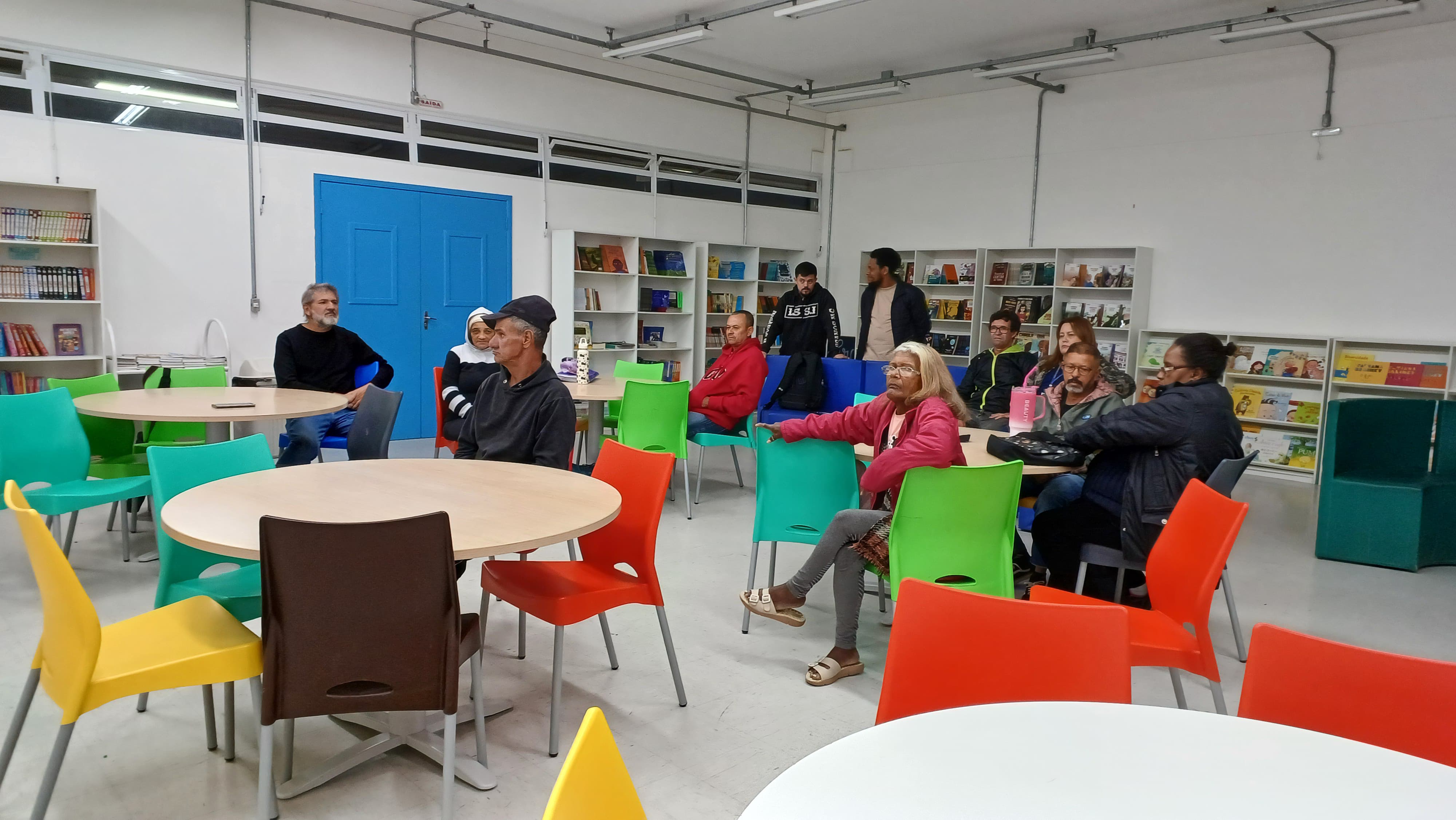 Luta de alunos da EJA por moradia gera projeto educacional em São José dos Campos